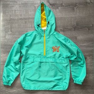 DUTCH BROS WINDBREAKER SMALL UNISEX + FREE DUTCH BRO SHIRT